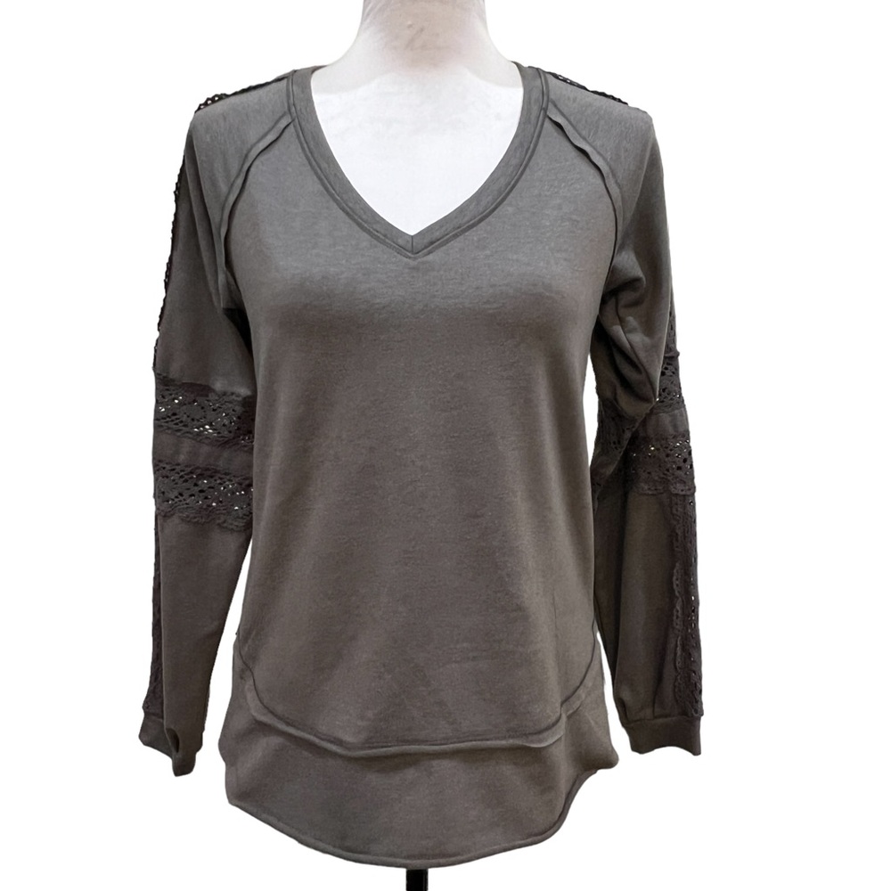 NWT‎ Knox Rose Oversized V-neck Lace Reverse Seams Oyster Sweatshirt JR1327KTP